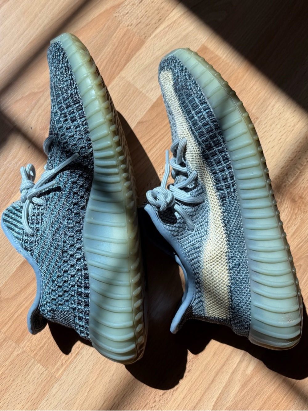 Adidas Yeezy Boost 350 V2 Womens/Men Blue Gray Running Shoes - Picture 3 of 4